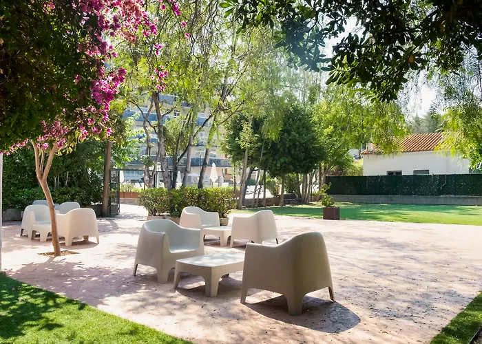 Resort: Aparthotel Cye Holiday Centre